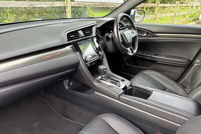 Honda Civic 1.0 VTEC Turbo EX CVT 