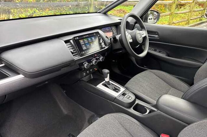 Honda Jazz Hybrid 1.5 i-MMD SR eCVT 