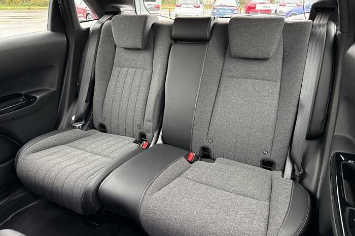 Honda Jazz Hybrid 1.5 i-MMD SR eCVT 