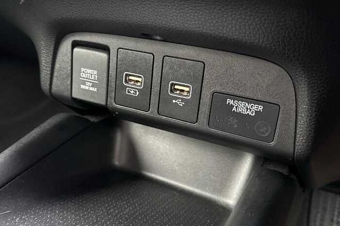 Honda Jazz Hybrid 1.5 i-MMD SR eCVT 