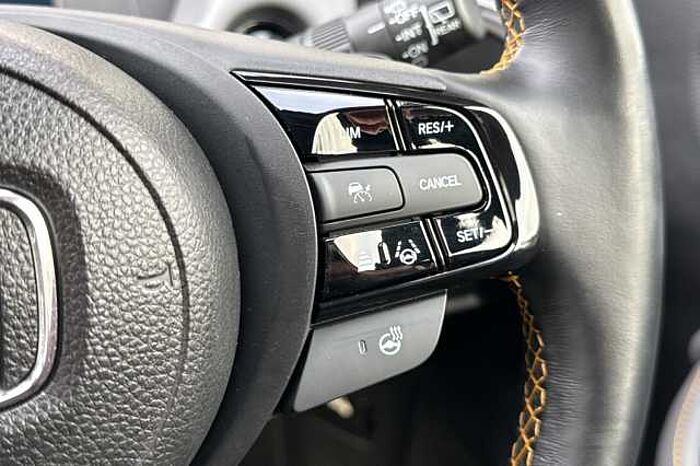 Honda Jazz Hybrid 1.5 i-MMD Advance Sport eCVT 